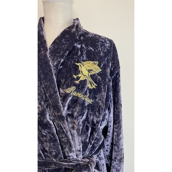 Harry Potter Pottery Barn Teen Velvet Ravenclaw Long Sleeve Robe L/XL Halloween - Picture 2 of 12